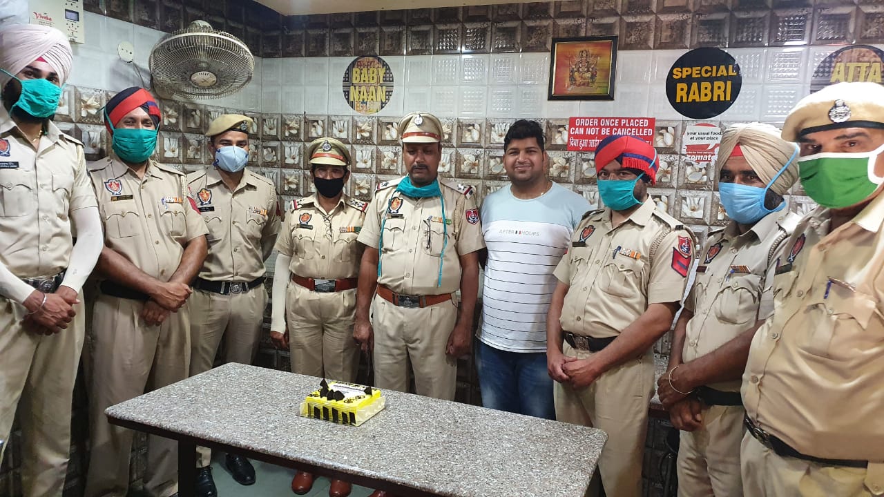 ASI रवि कुमार ने अपनी 30 साल तक की नौकरी ईमानदारी के साथ निभाई.