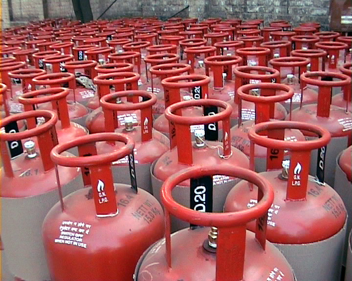 Reduction in the price of gas cylinder, read new rates