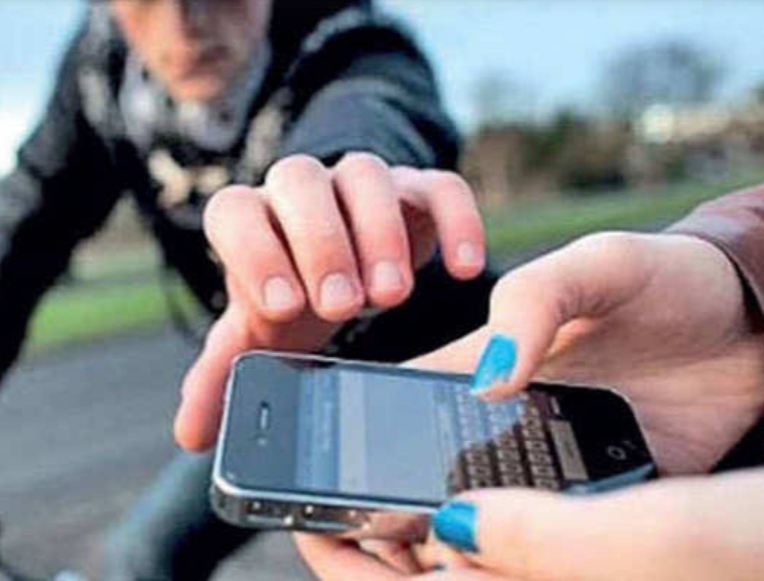 Do not panic when mobile is stolen, just follow these steps, you will get the phone