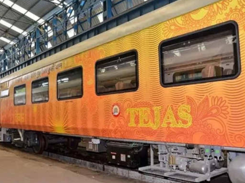 India's first private train Tejas Express will be closed on two routes, know what is the reason