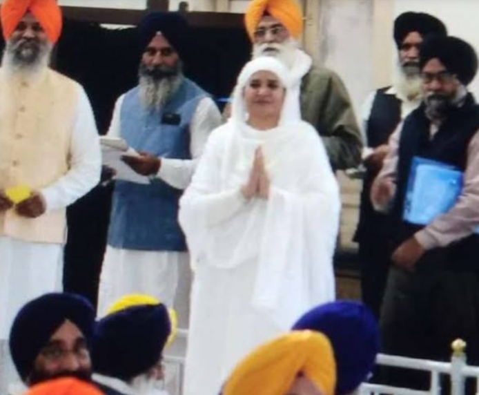 Bibi Jagir Kaur's head crowned as SGPC chief, even before she became the first female SGPC head
