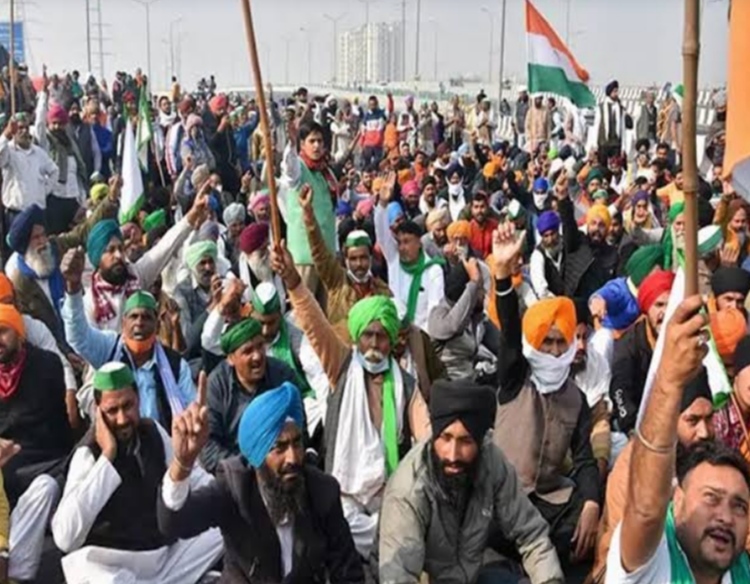 sanyukt-kisan-morcha-take-big-discitaion-over-of-farmers-agitation