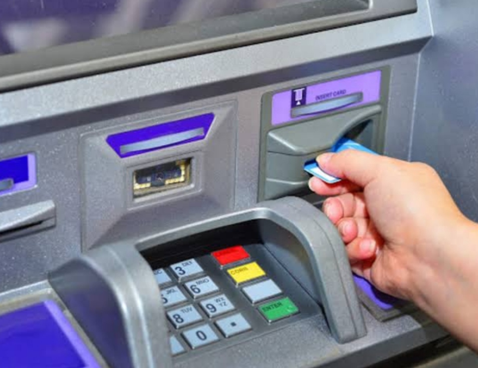 In Jalandhar, thugs withdraw Rs 1.16 lakh from ATM card exchange account, police engaged in investigation