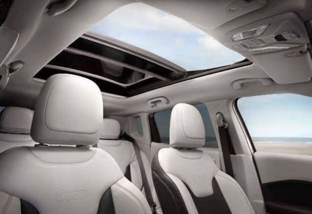These cars are getting sunroof in less than 10 lakhs price, know which is best for you