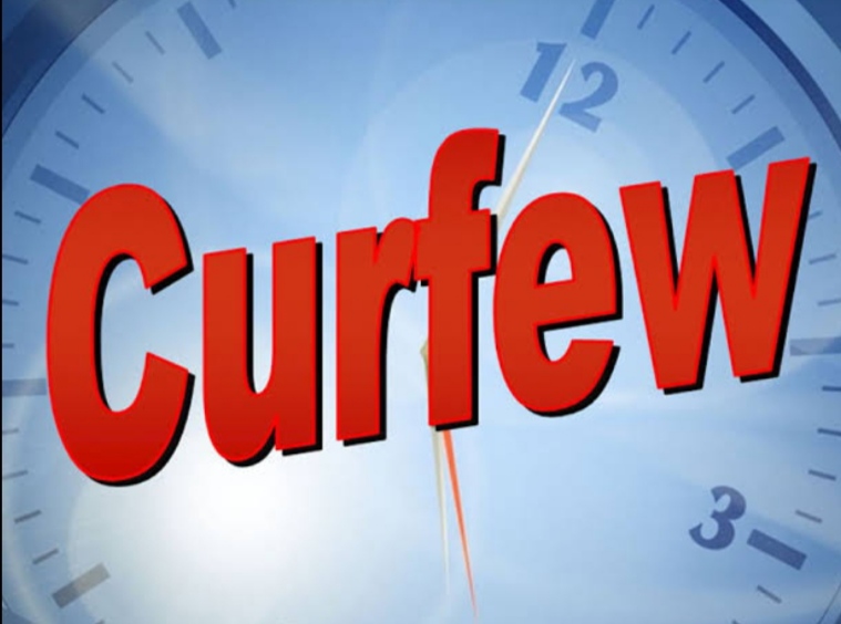 Night curfew implemented in Delhi from Monday night, know what will be banned