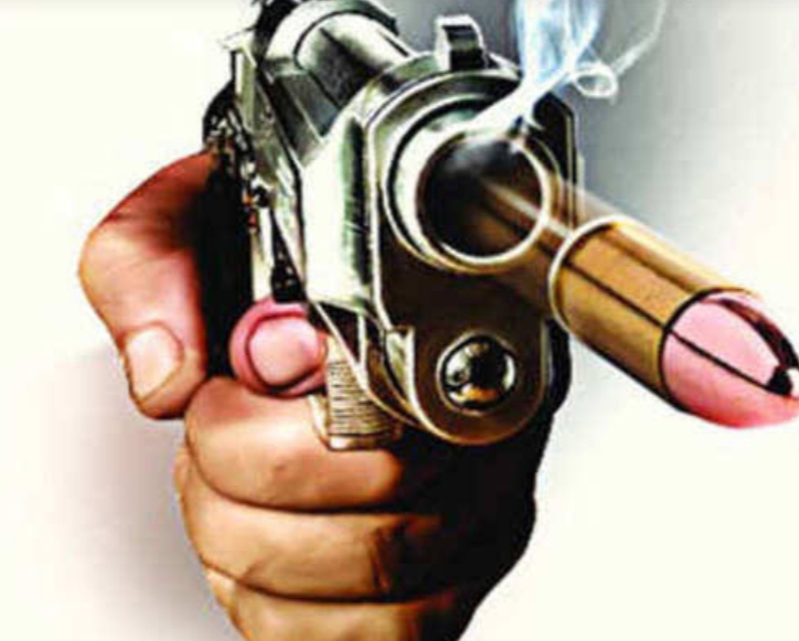 In the grain market, the agent was shot after a dispute over the unloading of goods on the phad