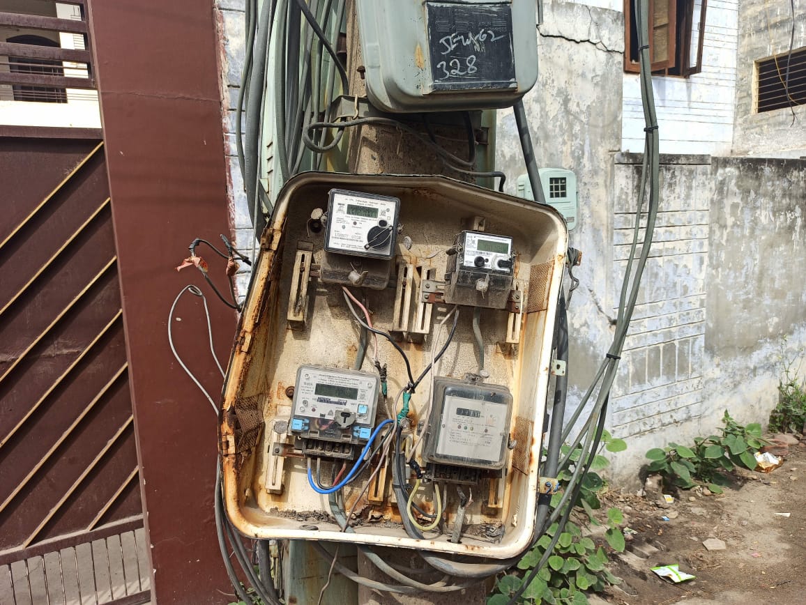 PSPCL's negligence, left meter box open with bare wires in Gobind Nagar locality of Jalandhar, feast on untoward