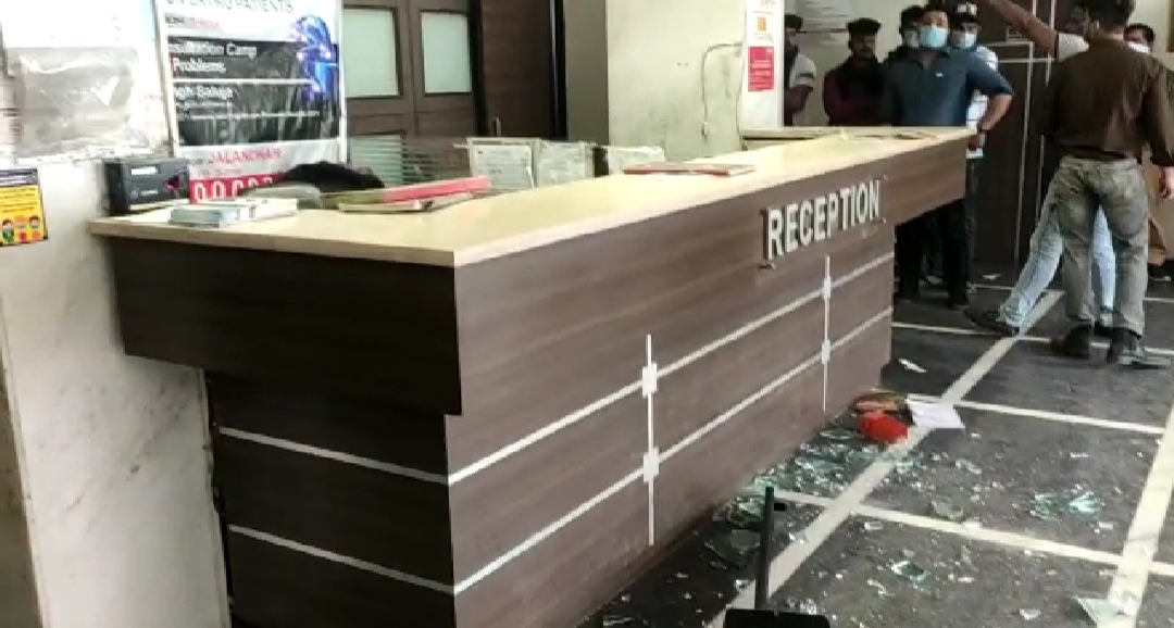 Family uproar over death of patient at New Ruby Hospital in Jalandhar, fiercely vandalized