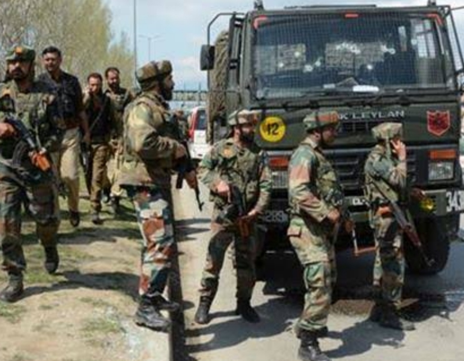 Terrorist attack on councilors' meeting place in Kashmir, Counselor-Soldier martyred