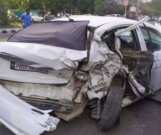 In Patiala, car crushed people sitting on strike in support of farmers, one dead, eight serious