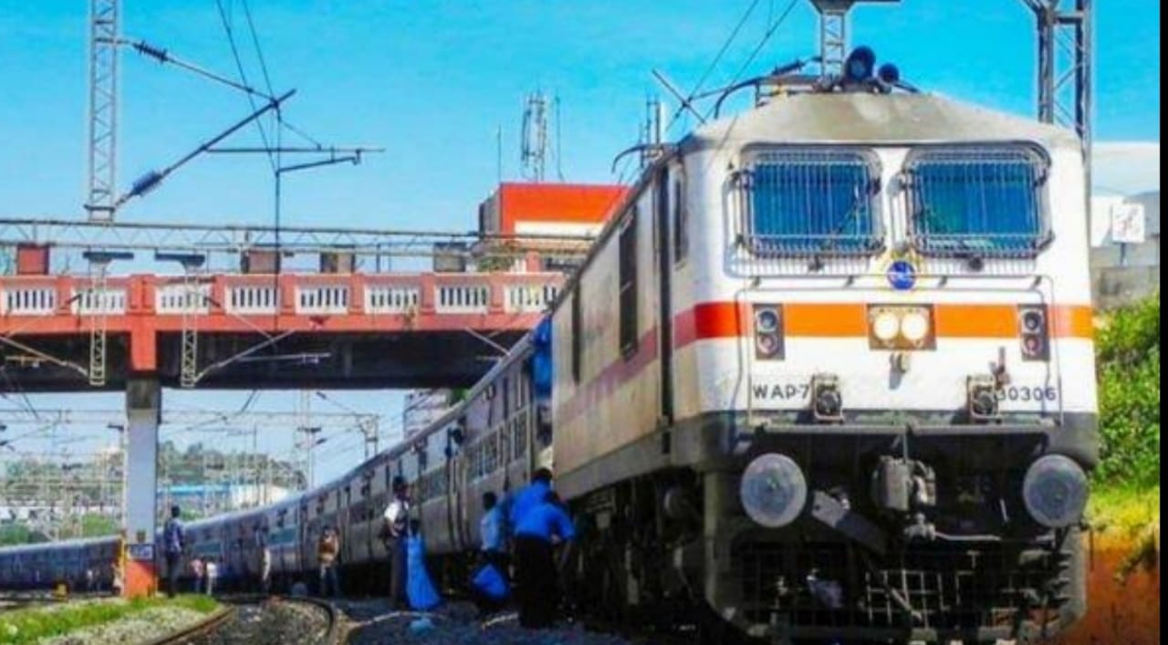 For the convenience of the people, the Railways is going to give very good news from April 10