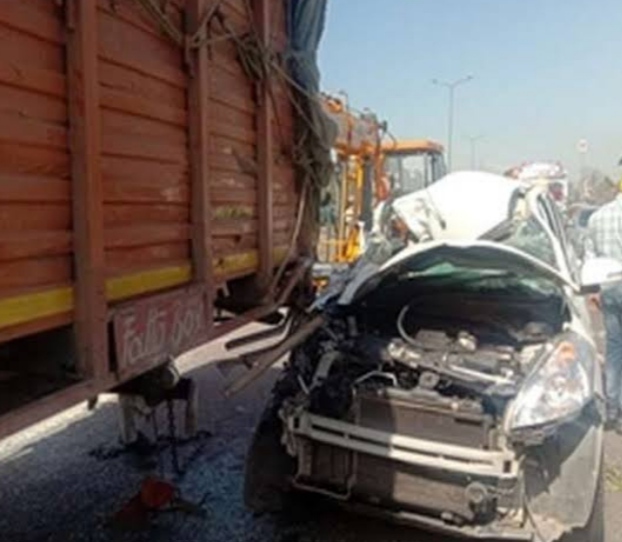car-rams-into-truck-near-jalandhar-cantt-driver-injured