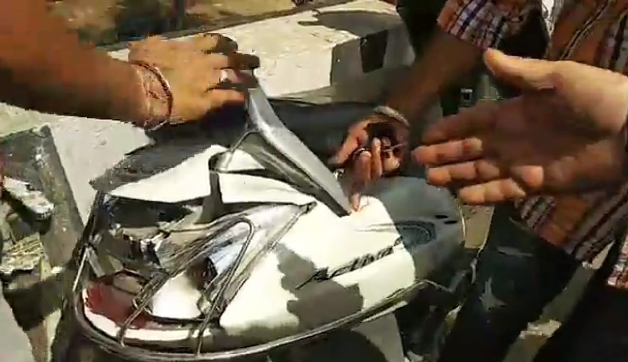activa-ridden-son-dies-in-truck-collision-fathers-condition-critical-drunk-driver-arrested
