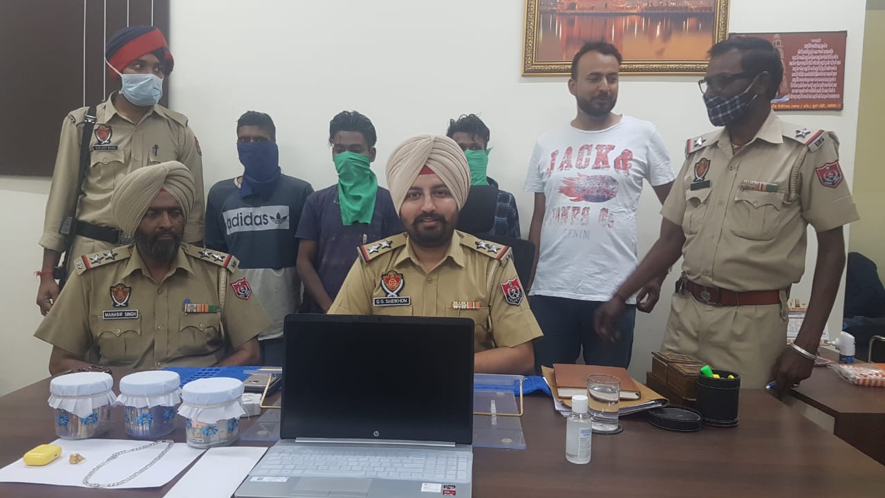 jalandhar-police-arrests-three-persons-accused-of-theft-in-leather-complex