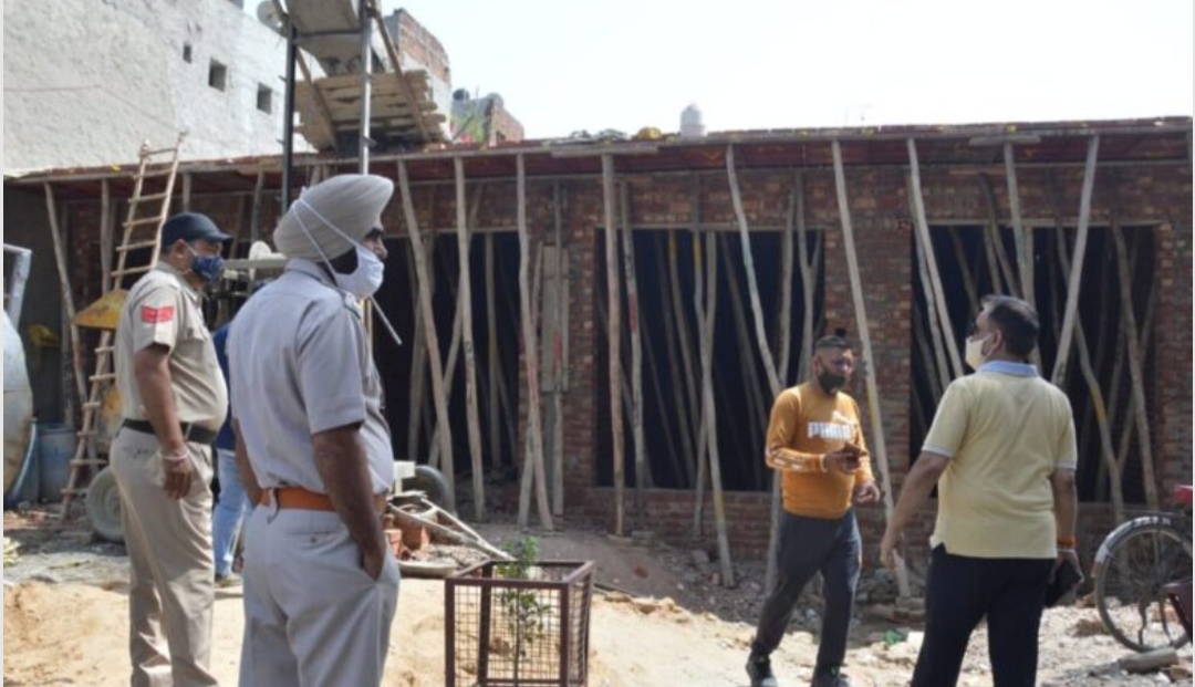 Corporation's action on illegal shops being built near Grass Market on Kala Sanghia Road