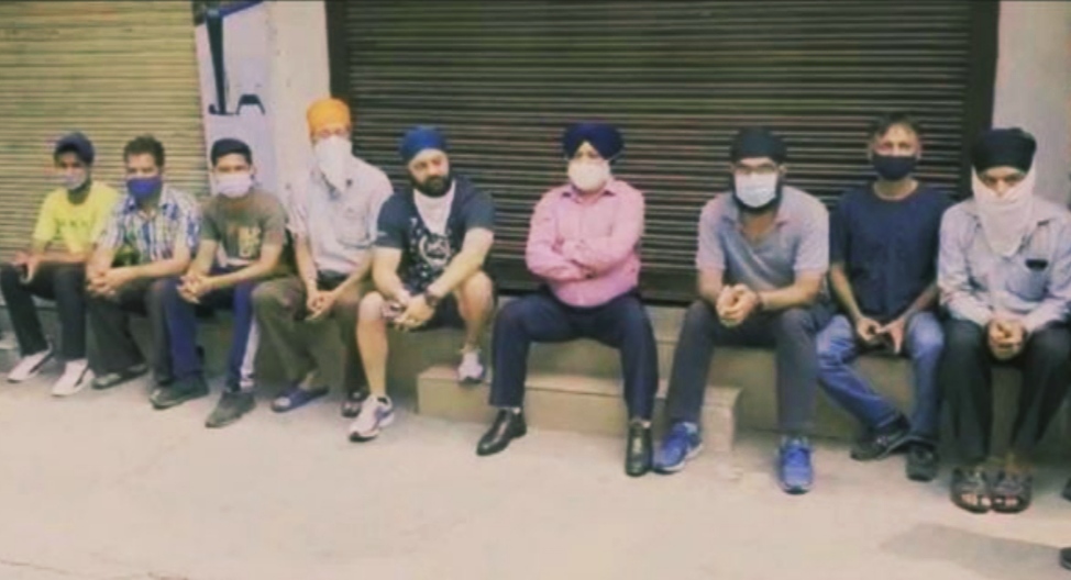 The shopkeepers of Phagwara Gate Electric Shop got angry, said - Our stock is full, let the government open shops