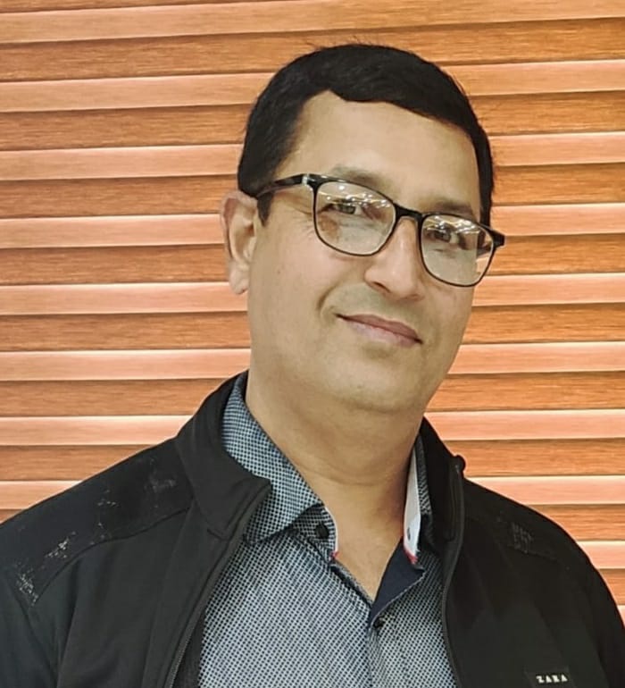 Sanjeev Kumar Chambayal of Jalandhar is serving free sanitizer for the people of the city.