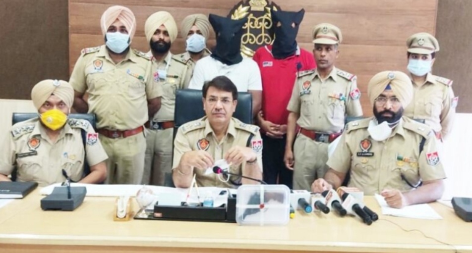 Hoshiarpur police trace the blind murder case of the woman, brother along with his friend murdered sister