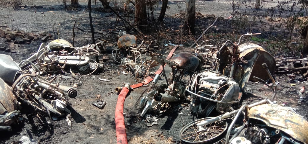 fire-incident-in-near-jalandhar-paragpur-police-post-a-dozen-vehicles-gutted