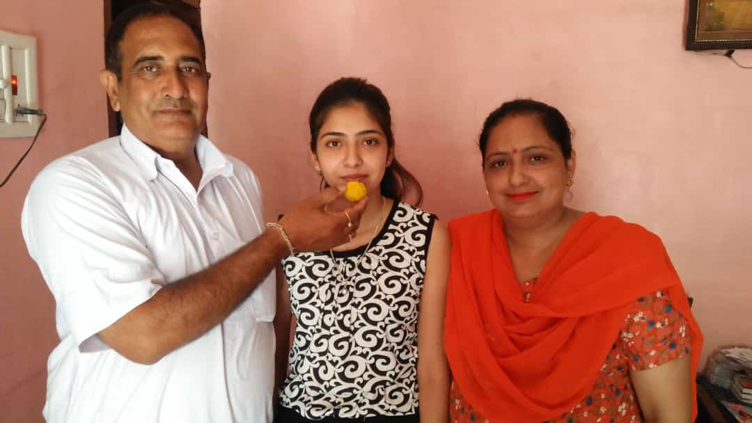 BCA in the first semester Komal of Hoshiarpur topped in S.D College