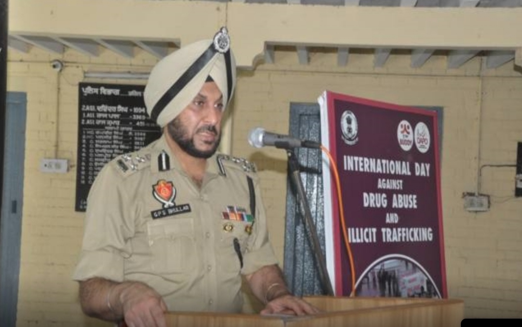 Youth took oath against drugs under the leadership of politicians and administrative officers in Jalandhar