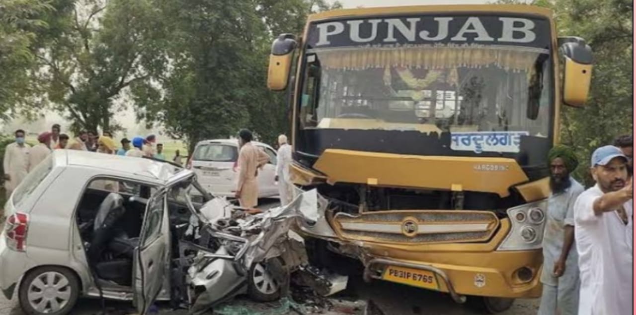 Fierce accident of car and bus in Punjab, painful death of 6 people including two children
