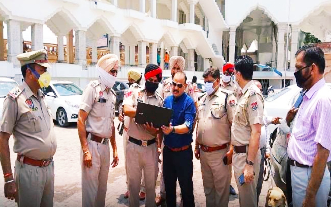 Jalandhar Commissionerate Police conducted checking campaign in the city, checking of vehicles along with public places