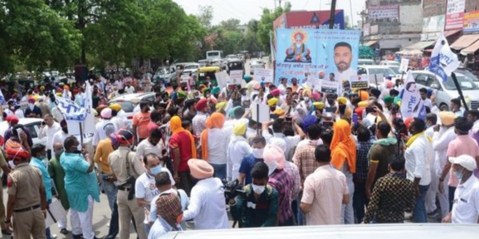 protest-at-nakodar-chowk-regarding-postmatric-scholarship