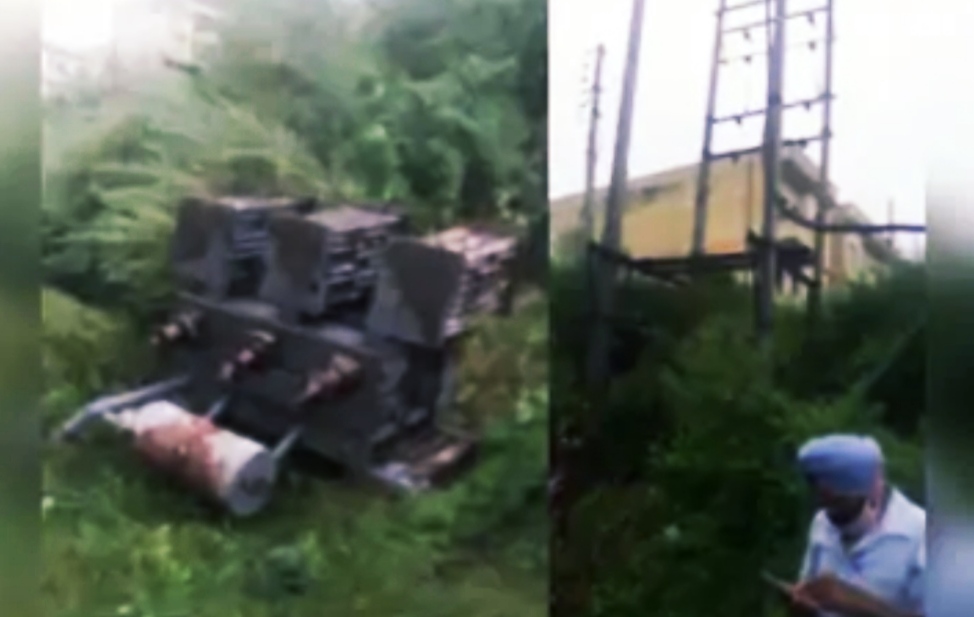 In Jalandhar, people caught 2 thieves stealing transformer late at night, 4 accused absconded