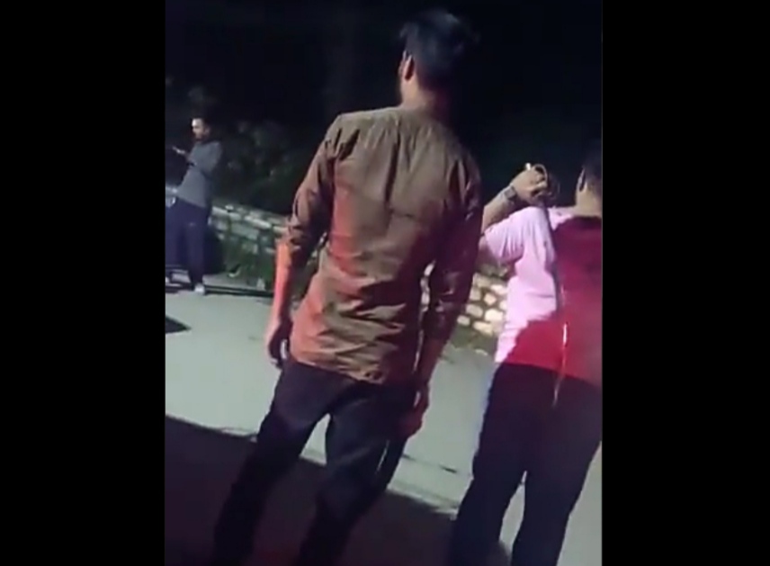 tourists from Punjab in Manali, swords drawn out in dispute with local people