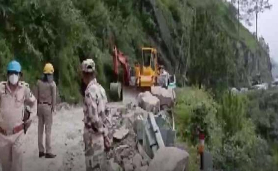 14 bodies have been recovered in Kinnaur landslide accident, more than 20 people are feared trapped