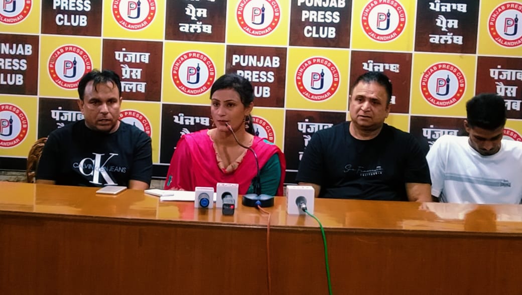 Punjabi singer and lyricist Raj Kaur Sandhu demanded action against those who hacked Facebook page