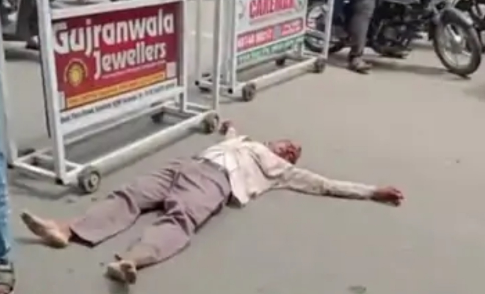 When the police asked for the corona test, the person beheaded himself, accusing the police of coercion