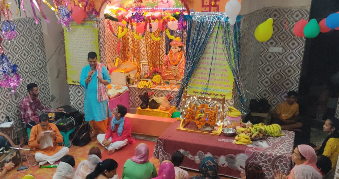 Shri Krishna Janmashtami was celebrated with great pomp in Jalandhar, see some special pictures