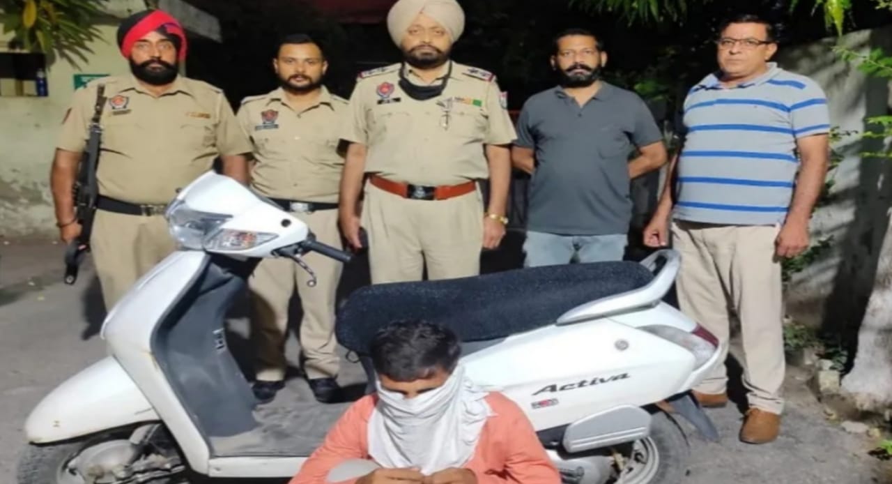 police of Police station 2 arrested the youth who stole the vehicle