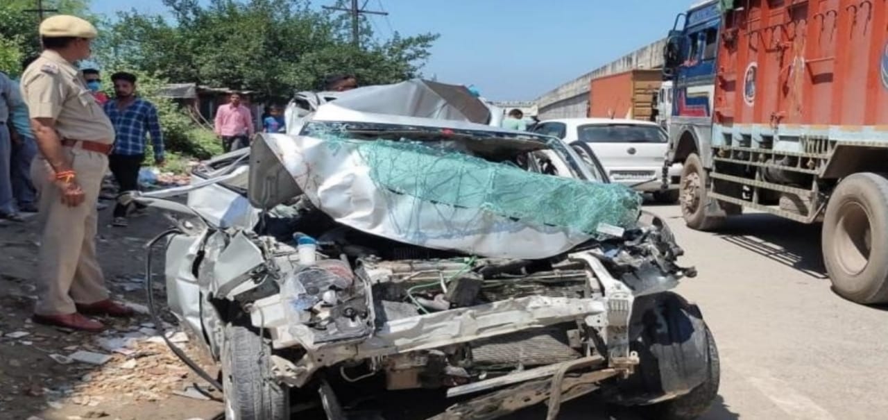 Uncontrollable trolley collides with three cars, bus and bike in Punjab, 12 injured