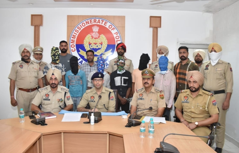 Police of Ramamandi police station in Jalandhar arrested 6 accused while tracing the blind murder case