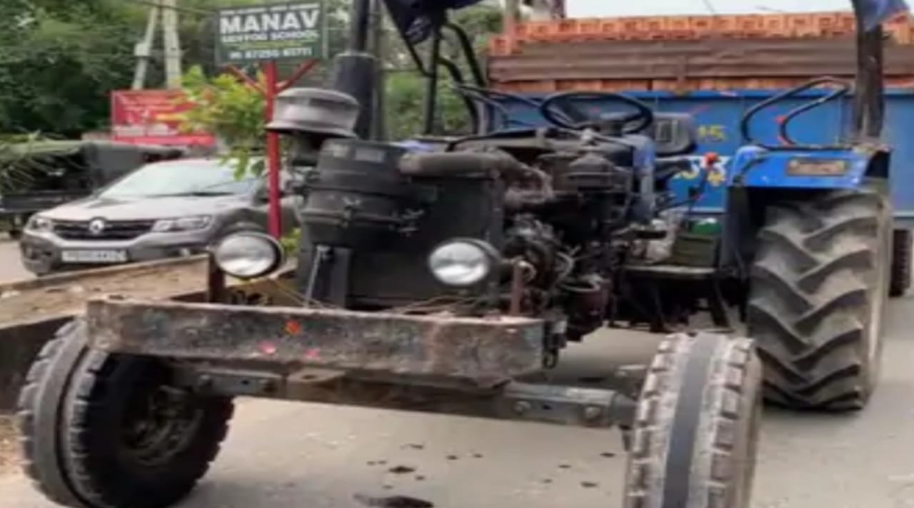Overloaded uncontrollable tractor-trolley crushed a person in Jalandhar, painful death