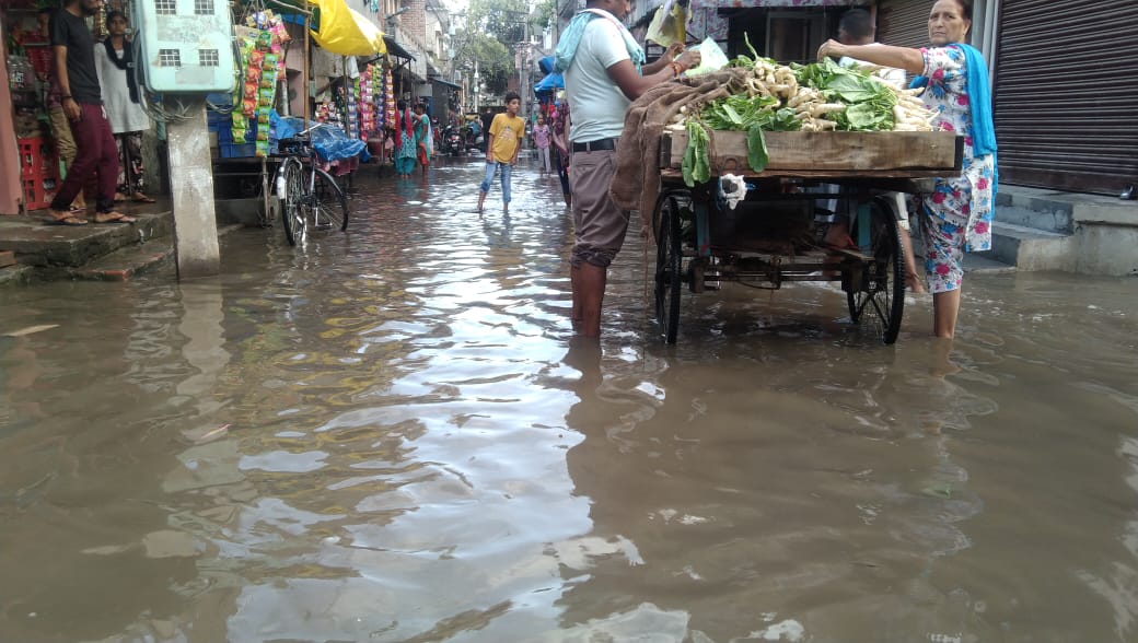 The people of this ward of Jalandhar will boycott the assembly elections, living the life of hell in drinking sewerage