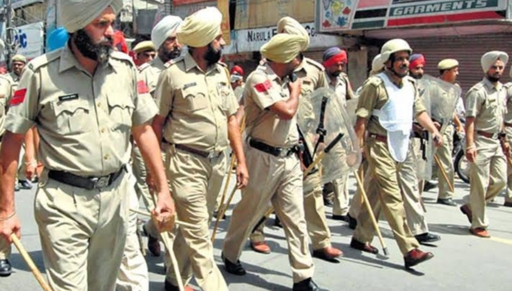 Police commissioner's gift to policemen, now leave will be available on birthday and wedding anniversary