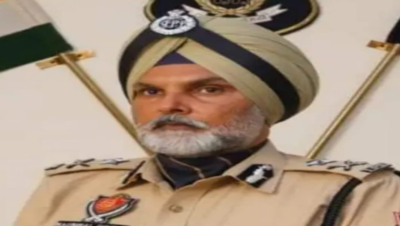 Prohibition on playing songs promoting alcohol and drugs in marriage and other live programs - Police Commissioner