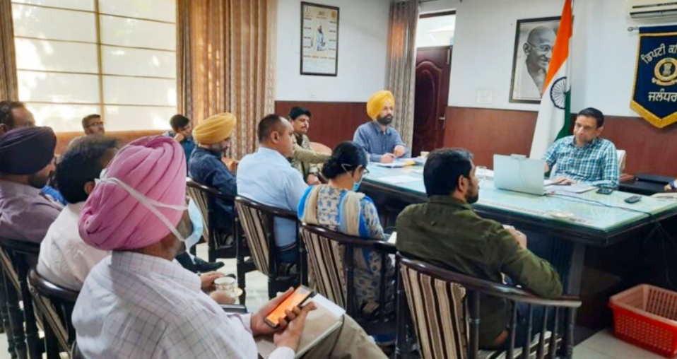 Efforts are being made on a large scale to prevent dengue - Deputy Commissioner Ghanshyam Thori
