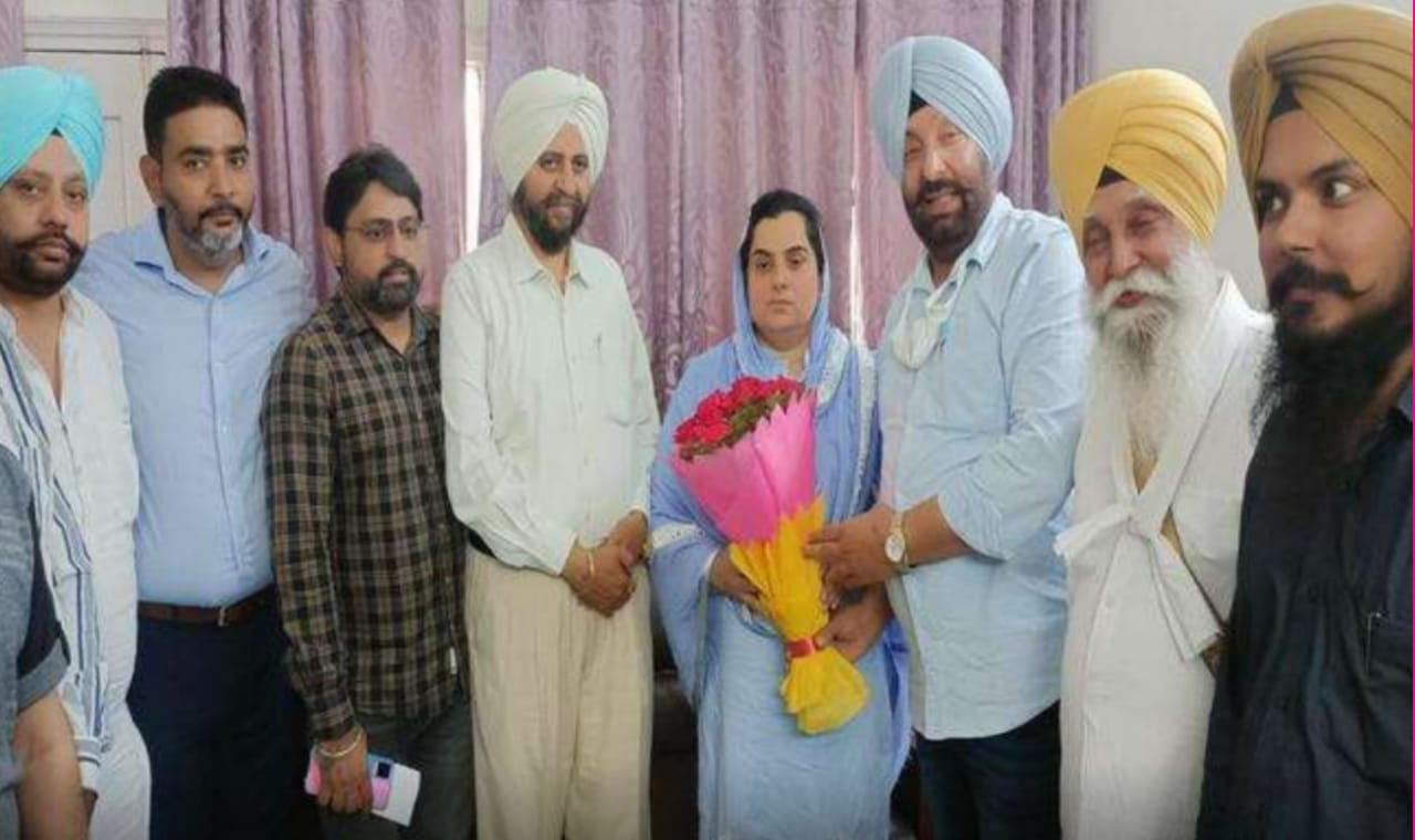 Iqbal Singh Dhindsa left Akali Dal and joined Aam Aadmi Party