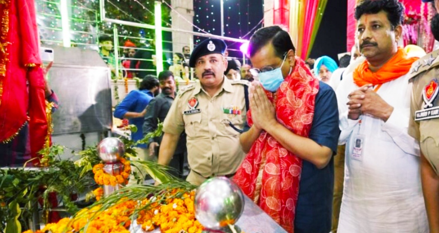 Delhi Chief Minister Arvind Kejriwal pays obeisance at Shri Devi Talab Temple
