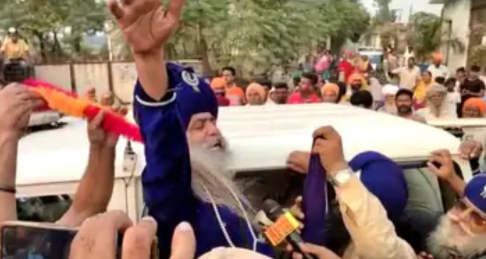 Another surrender in the murder of Lakhbir Singh at Singhu border, Nihang Narayan Singh surrendered at Amritsar