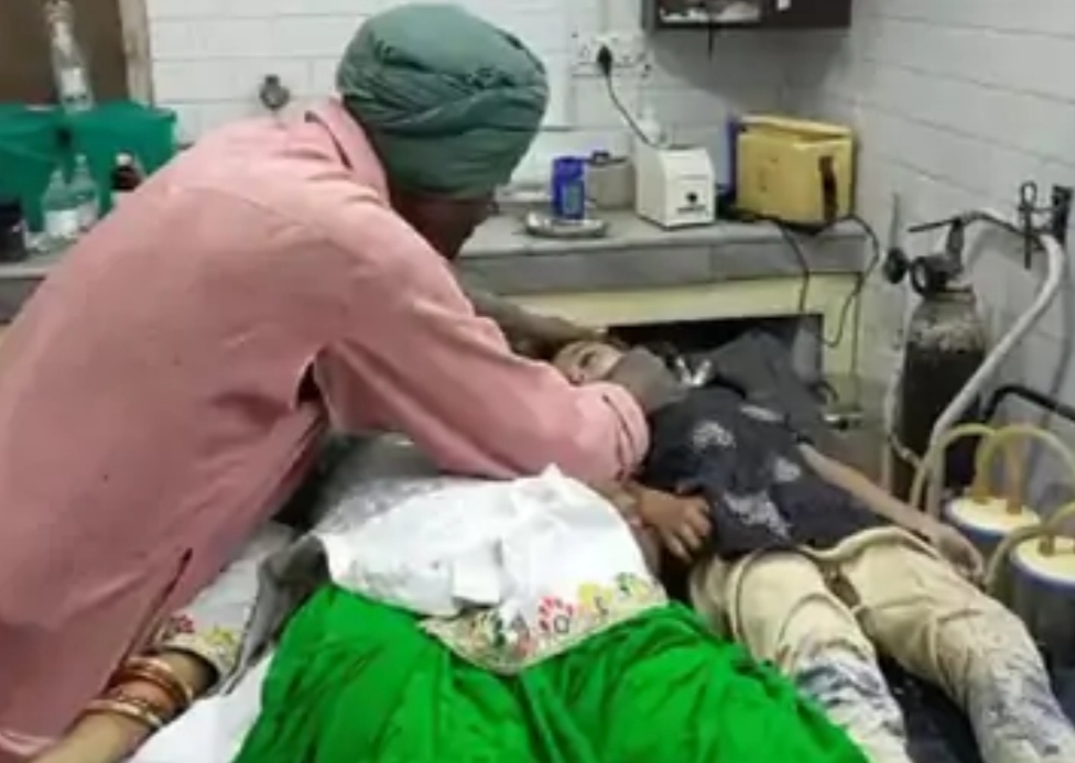 Shocking incident in Punjab, woman commits suicide by consuming poison with 2 children, eldest son died 3 months ago