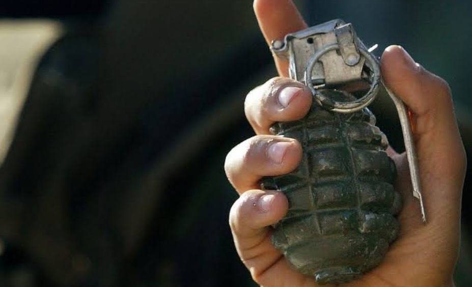 Panic spread in the area due to hand grenade found in Punjab, police on the spot engaged in investigation
