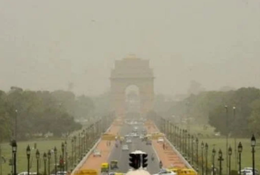 Pollution in Delhi: Arvind Kejriwal government closed schools for a week, also told government employees to work from home