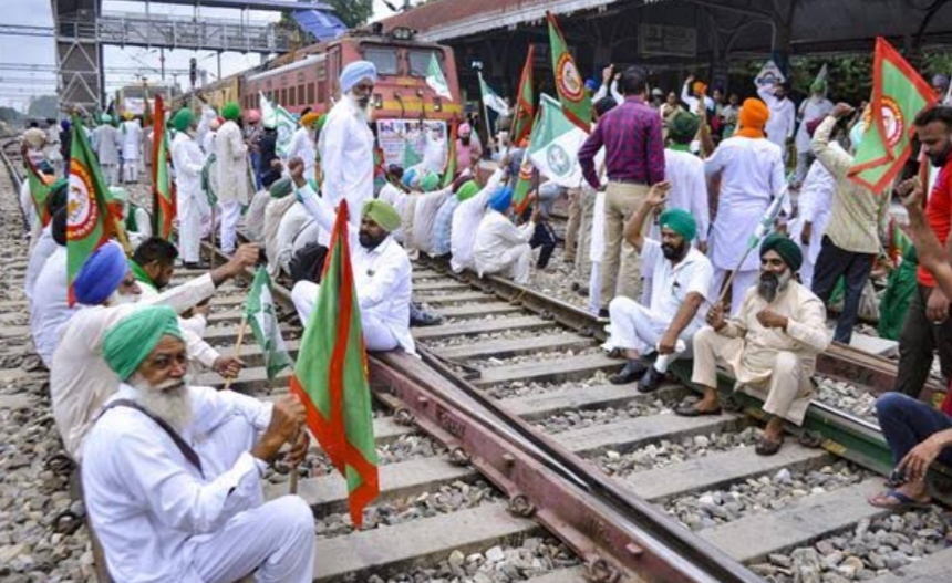 After the assurance of the Chief Minister in Punjab, the farmers ended the rail roko agitation