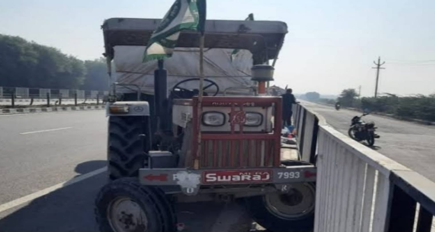 After the end of the farmers' movement, the tractor trolley of the farmers returning from the Tikri border had a horrific accident, 2 farmers died